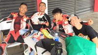 Seperti remaja seusianya, Mario Aji juga sering kulineran bareng teman-temannya. Hangout sambil santai dan makan pun jadi aktivitas rutinnya.  Foto: Instagram @mariosuryoaj1