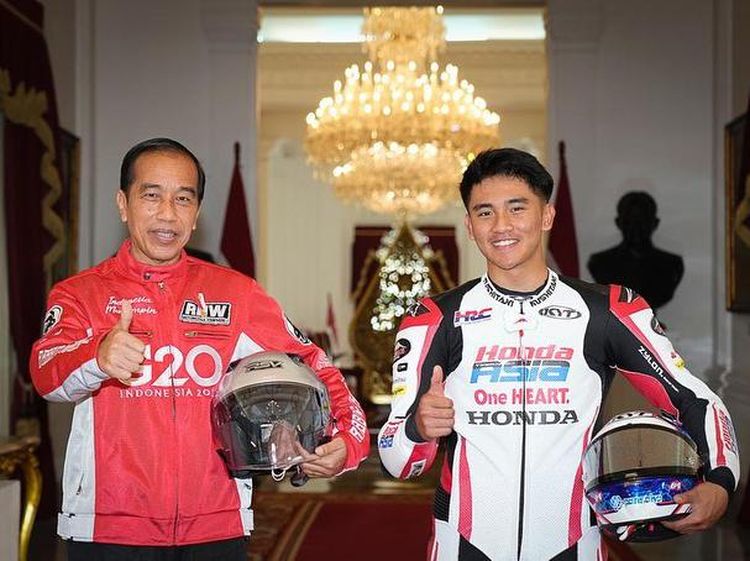 Tak Hanya Jago Balap, Mario Aji Juga Foodies yang Doyan Jajan Angkringan