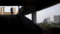 Trek downmall biasanya dilakukan di koridor hingga basement mal. ANTARA FOTO/Fauzan  