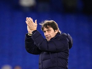 Karena Antonio Conte Belum Kibarkan Bendera Putih