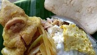 Memesan nasi rames dengan lauk yang lengkap, ada satu makanan yang bentuknya cukup mencurigakan. Jika ini kulit ayam, kira-kira bagian ayam yang mana ya yang berbentuk seperti ini? Foto: Instagram/humorsantuy