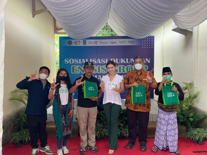 Enesis Bagikan Healthy Kit untuk 300 Hunian Pariwisata di Mandalika
