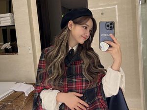 8 Gaya Mewah Kim Sejeong di A Business Proposal, Pakai Gelang Rp 500 Jutaan