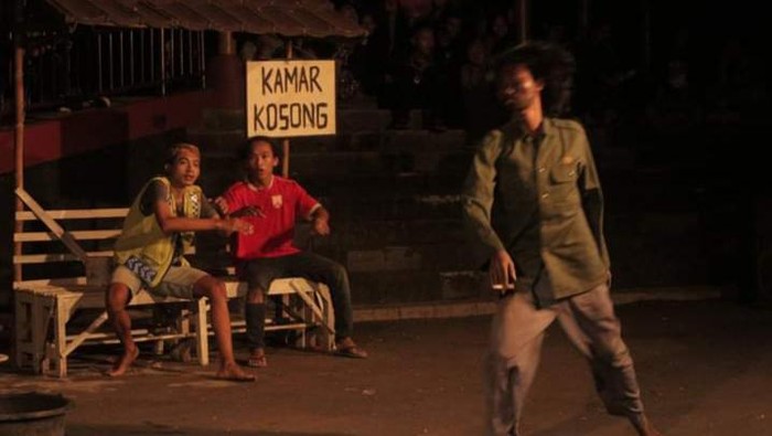 Salah satu pertunjukan dalam Hari Teater Dunia #6 di TBJT pada 2016.