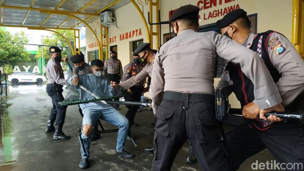 Jaring Tongkat Tangguh