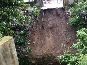 Jembatan 15 Meter di Desa Tulung Klaten Putus Diterjang Banjir