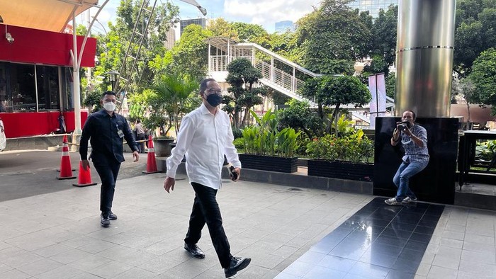 Kepala Otorita IKN Bambang Susantono datang ke KPK