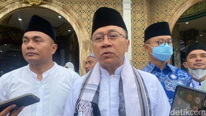 Ketua Umum PAN Zulkifli Hasan saat melakukan safari di Bangkalan