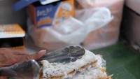 Nikmatnya kue dongkal ternyata juga bisa ditemui di Purwokerto, Jawa Tengah. Jajanan khas Betawi ini bisa dinikmati dari harga Rp 10.000-an. Foto: Instagram @kulinerpurwokerto1