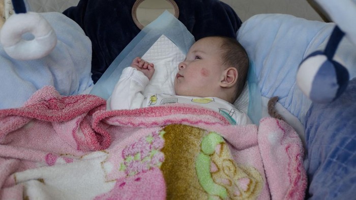 Lahir di Tengah Perang, Bayi-bayi di Ukraina Menanti Bertemu Orang Tua Ukraina merupakan salah satu negara yang legalkan sewa rahim. Puluhan bayi pun lahir dari ibu pengganti di tengah perang dan menanti dijemput orang tua mereka.