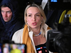 Editor TV Rusia Protes Perang Ukraina, Serukan Publik Bersuara