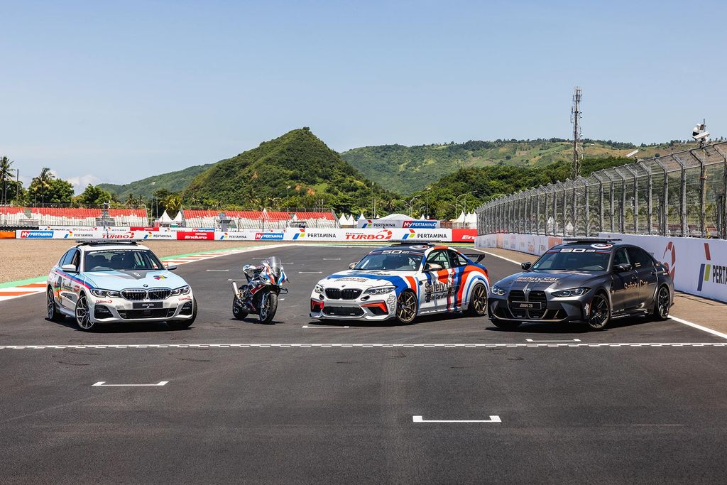 Mobil-mobil BMW Jadi Safety Car MotoGP Mandalika
