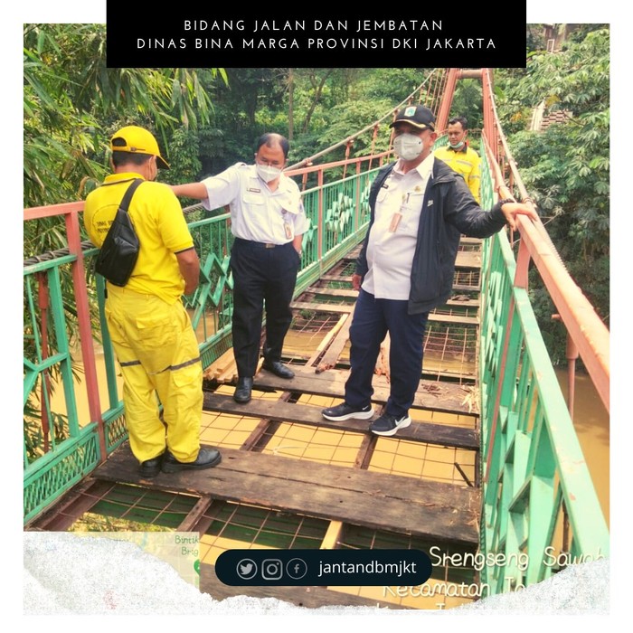 Perbaikan Jembatan Wiratman Karkasa di Srengseng Sawah, Jakarta Selatan. (Twitter Bidang Jalan dan Jembatan Dinas Bina Marga DKI)
