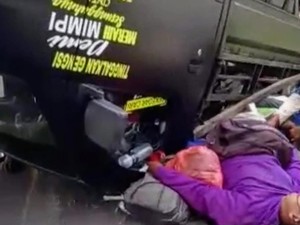 Pikap Muat 27 Buruh Terbalik di Bondowoso, 5 Orang Tewas