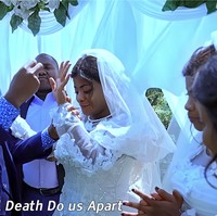 Awalnya ketika kami beri tahu dia dia harus menikahi kami semua, dia terkejut. Tapi karena dia sudah jatuh cinta dengan kami semua, tidak ada yang bisa menghentikan rencana kami karena kami juga jatuh cinta dengannya, kata Natalie kepada AfriMax.Foto: YouTube AfriMax