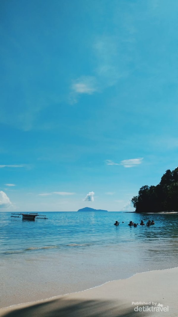 Pemandangan Pantai