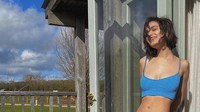 Di Instagram, Rachel Zegler tak pernah ragu tampil seksi. Foto: dok. Instagram @rachelzegler