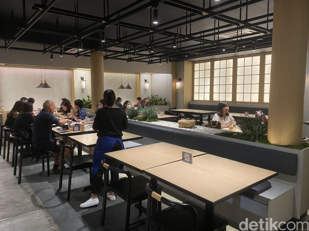 Ramen For The Soul, Restoran Ramen Baru di Jakarta Selatan yang Punya Menu Matcha Ramen Unik. Ada juga Shoyu Beef Ramen dan House Gyoza yang Enak.