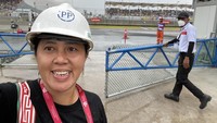 Rara Istiati Wulandari sendiri sudah belajar menjadi pawang hujan sejak kecil dan ia juga sudah menjadi langganan pawang hujan untuk acara-acara penting. Foto: Instagram @rara_cahayatarotindigo