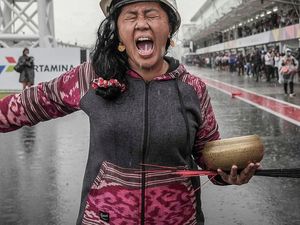 Viral Singing Bowl yang Dipakai Pawang Hujan di Mandalika, Berapa Harganya?