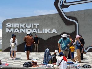 MotoGP Mandalika Usai, Penonton Mau Extend Sambil Jalan-jalan di Lombok