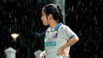 Potret Tamara Tyasmara, Si Ayu yang Doyan Bola