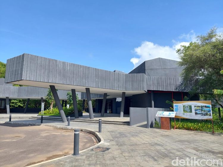 Mengintip Wajah Baru Batu Cermin Labuan Bajo