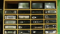 Peralatan audio dijual dari harga ratusan ribu hingga jutaan rupiah.