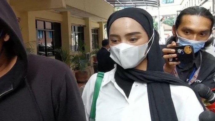 Dinan Fajrina