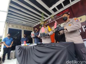 Polisi Mencokok 2 Pengguna Ganja di Surabaya yang Kadang Jadi Kurir