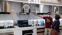 Adapun inovasi fitur terbaru dari produk ini, yaitu smart air diverter. Smart air diverter adalah kemampuan range hood untuk memfokuskan daya ekstraksinya ke kedua sisi kap mesin, tergantung dimana asap memasak terkonsentrasi, dari merebus hingga menggoreng. 