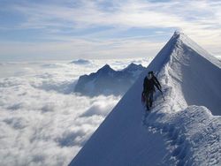 Foto Menakutkan dari Ketinggian, Jangan Lihat Kalau Acrophobia