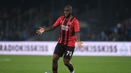 NAPLES, ITALY - MARCH 06: Franck Kessie of AC Milan during the Serie A match between SSC Napoli and AC Milan at Stadio Diego Armando Maradona on March 06, 2022 in Naples, Italy. (Photo by Francesco Pecoraro/Getty Images)