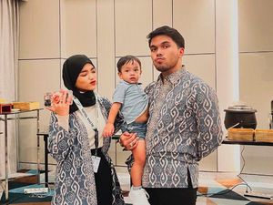Thariq Halilintar Umrah Bareng Fuji, Atta Halilintar: Nggak Boleh Pacaran!