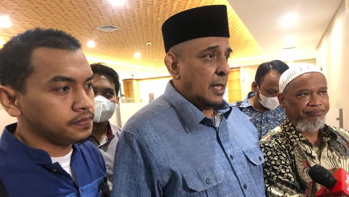 GNPF Ulama laporkan Pendeta Saifuddin Ibrahim ke Bareskrim (Azhar-detikcom)