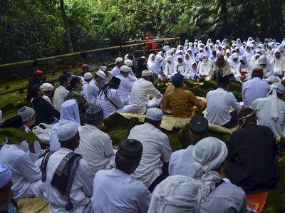 Jelang Ramadhan, Warga Ciamis Bersihkan Diri Lewat Tradisi Nyepuh