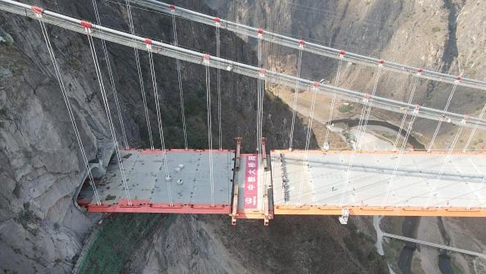 Jembatan Lvzhijang, China Jembatan Lvzhijang, China