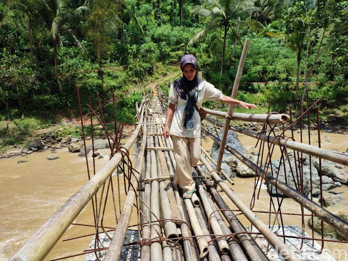 jembatan di ponorogo