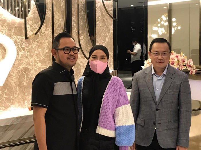 Juragan 99 dan Shandy Purnamasari