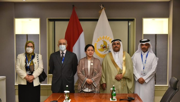 Ketua DPR RI Puan Maharani melakukan pertemuan dengan Presiden Parlemen Liga Arab, Adel Bin Abdul Rahman Al Asoomi.