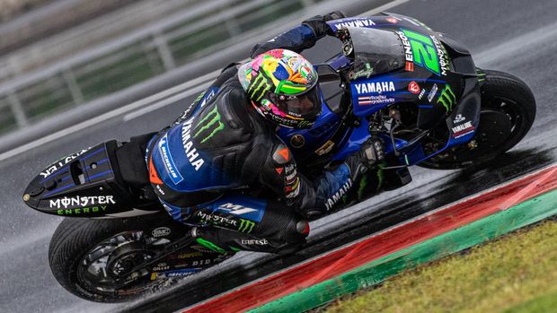 LOMBOK, INDONESIA - MARCH 20: MotoGP rider Franco Morbidelli #21 of Italy and Monster Energy Yamaha MotoGP™ competes during the MotoGP Grand Prix of Indonesia at Mandalika International Street Circuit on March 20, 2022 in Lombok, Indonesia. (Photo by Robertus Pudyanto/Getty Images)