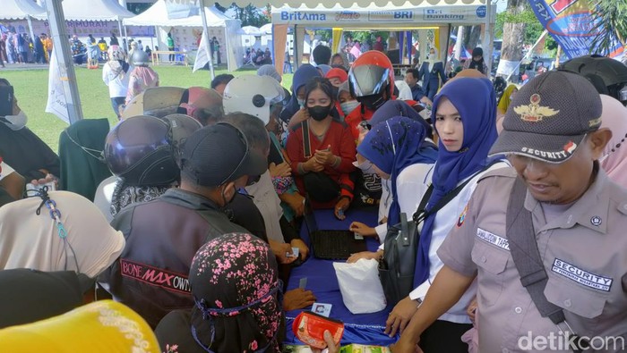 Pasar murah digelar Pemkab Bone