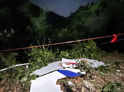 Penampakan Boeing 737-800 yang Hancur Setelah Jatuh di Pegunungan China