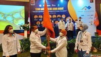 Pengukuhan dilakukan di Trans Hotel, Kota Bandung.