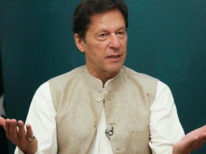 PM Pakistan Imran Khan Tampil Agresif Hadapi Pemakzulan