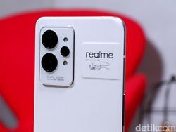 Unboxing Realme GT 2 Pro, Ditenagai Snapdragon 8 Gen 1 Harga Rp 9 Jutaan