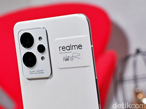 Realme GT 2 Pro Realme GT 2 Pro