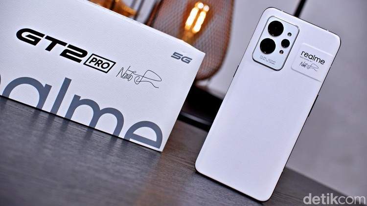 Realme GT 2 Pro Realme GT 2 Pro