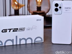 Unboxing Realme GT 2 Pro, Ditenagai Snapdragon 8 Gen 1 Harga Rp 9 Jutaan