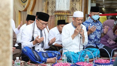 Safari Politik Ketum PAN Zulkifli Hasan di Jatim